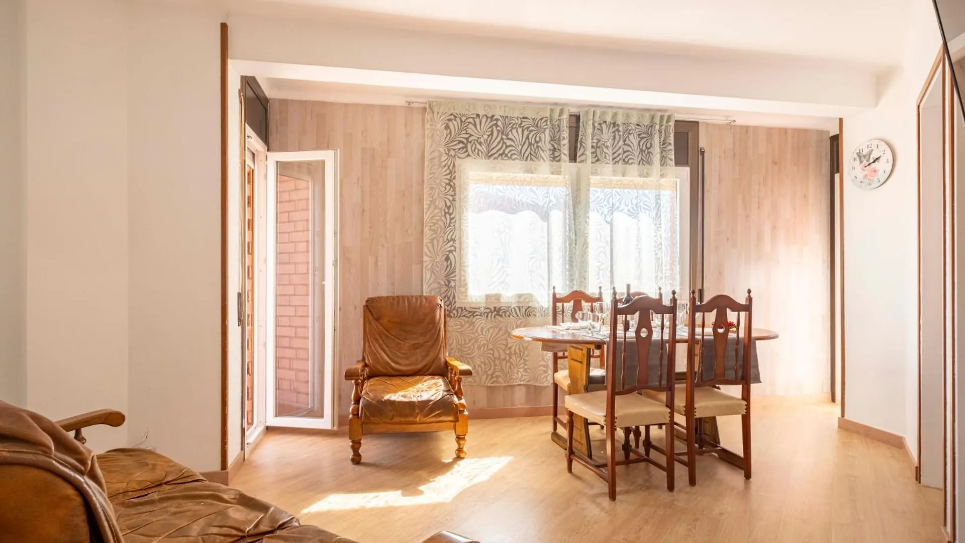 5 Min To The Sea And 15 Min To Barcelona Center Apartment Sant Adria de Besos