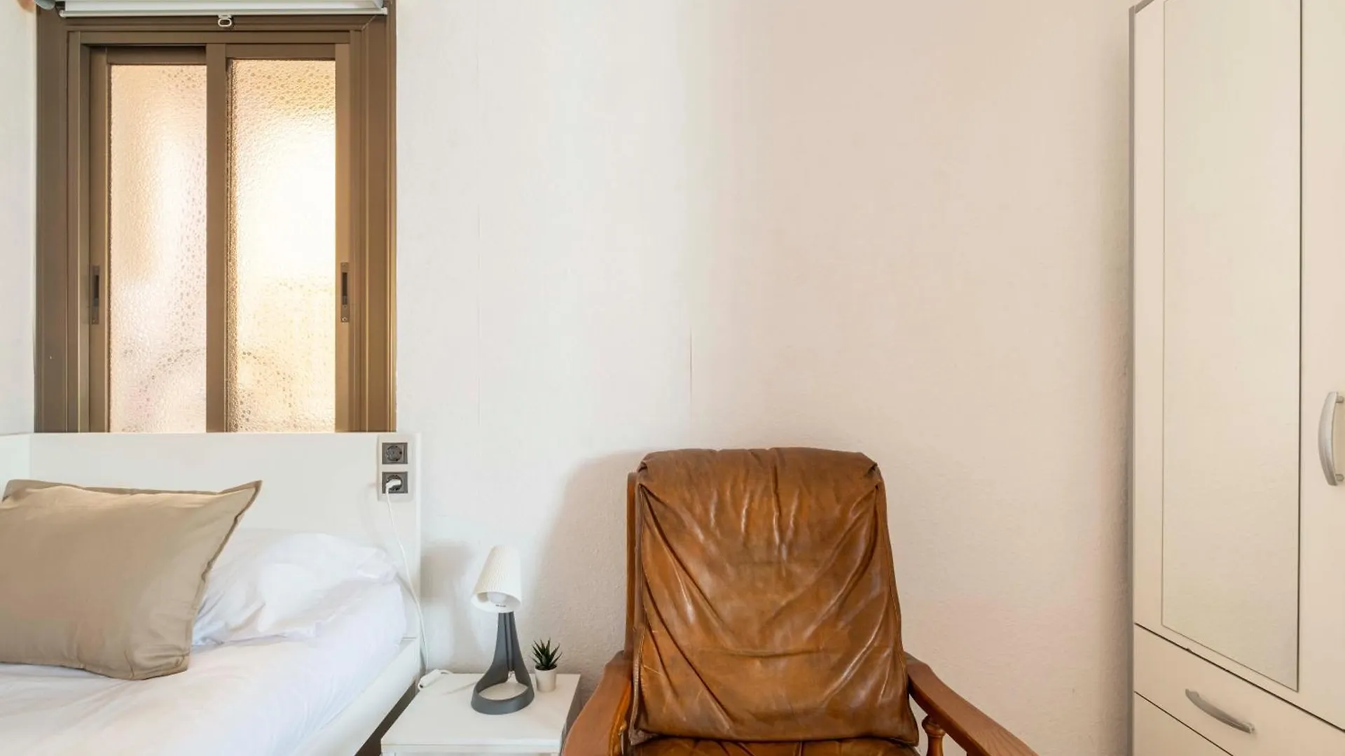 5 Min To The Sea And 15 Min To Barcelona Center Apartment Sant Adria de Besos Spain